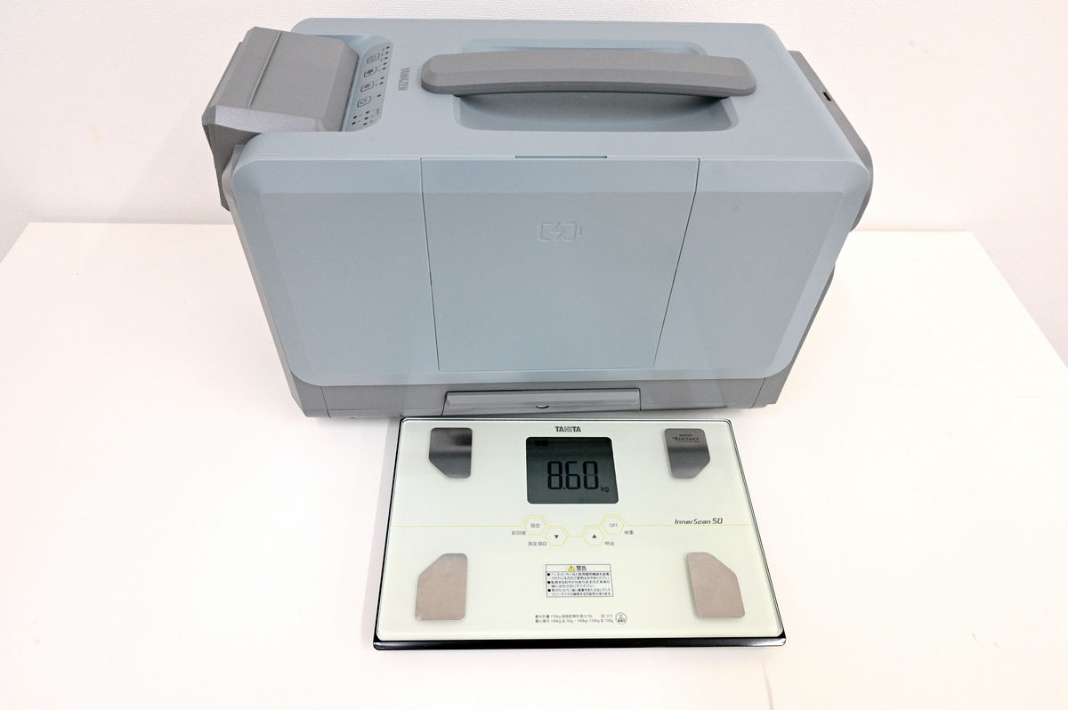 バッテリー駆動も可能な置くだけで周辺温度マイナス10度の冷風を出せる