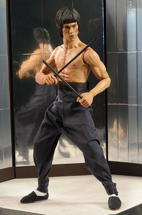 Hot Toys Bruce Lee Enter the Dragon DX04 action figure