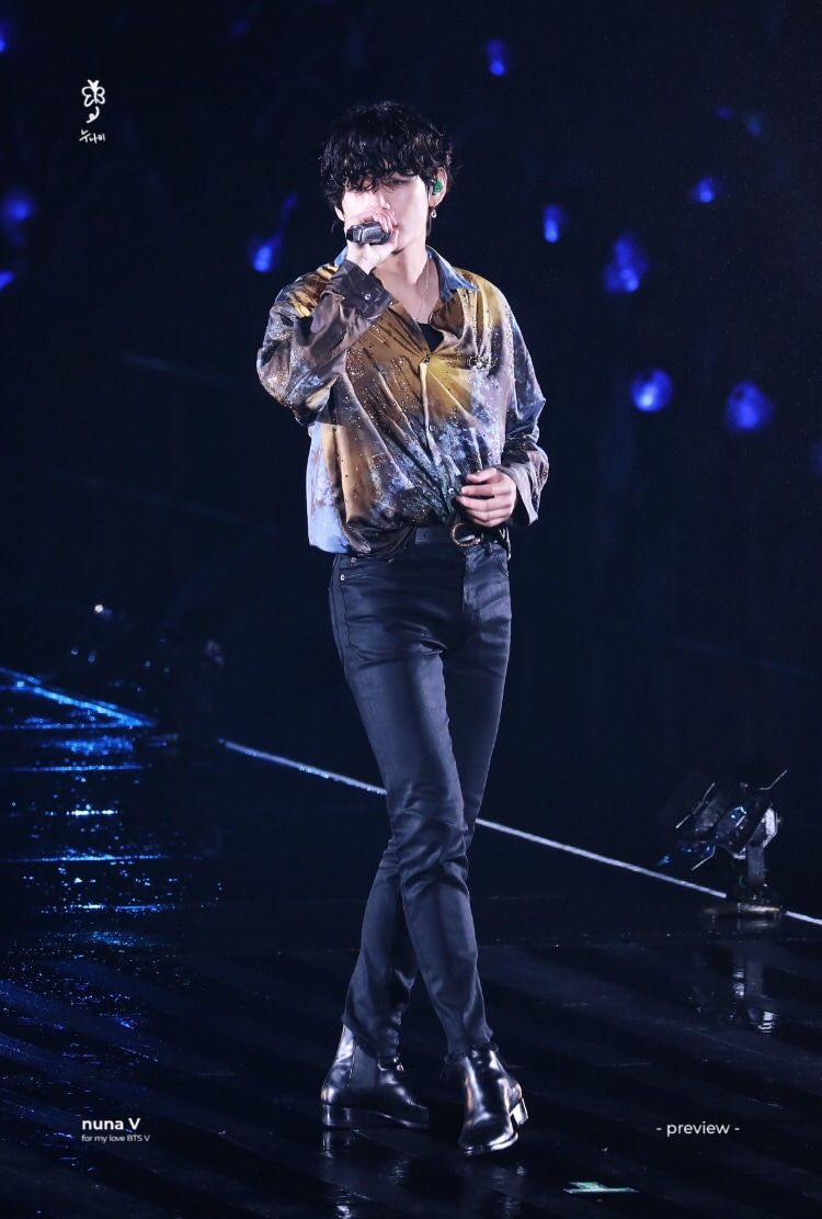 20 件の「テヒョン等身大パネル」や「テヒョン」のアイデアを見つけま