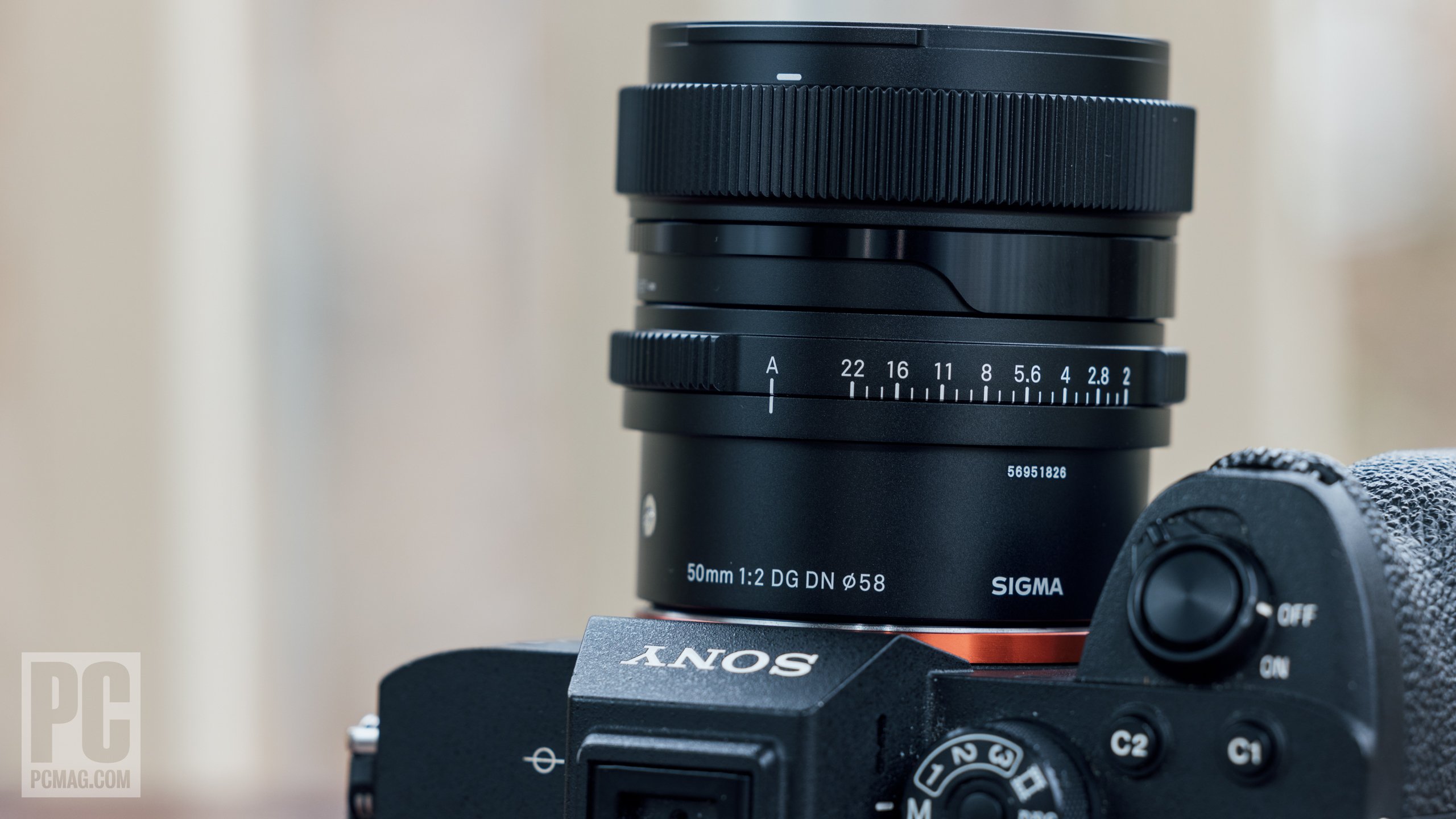 Sigma 50mm F2 DG DN Contemporary Review | PCMag