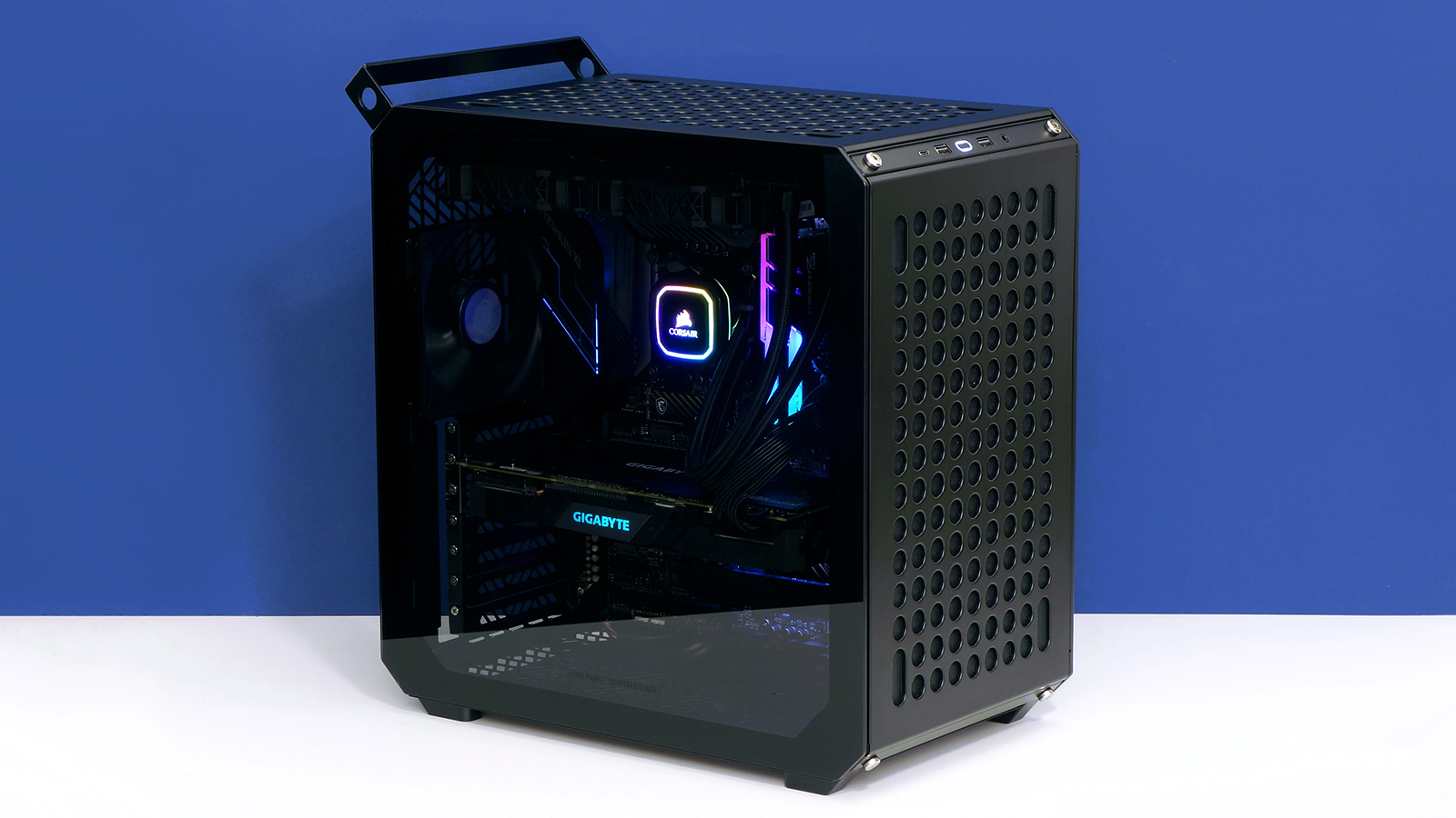 Cooler Master Qube 500 Flatpack Review | PCMag