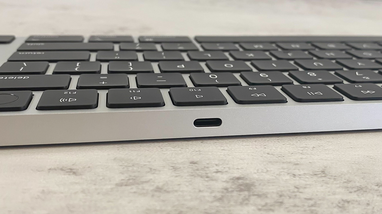 Apple Magic Keyboard With Touch ID and Numeric Keypad (USB-C