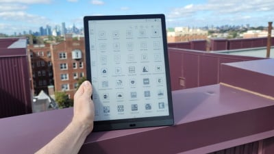 Onyx Boox Max Lumi Review | PCMag