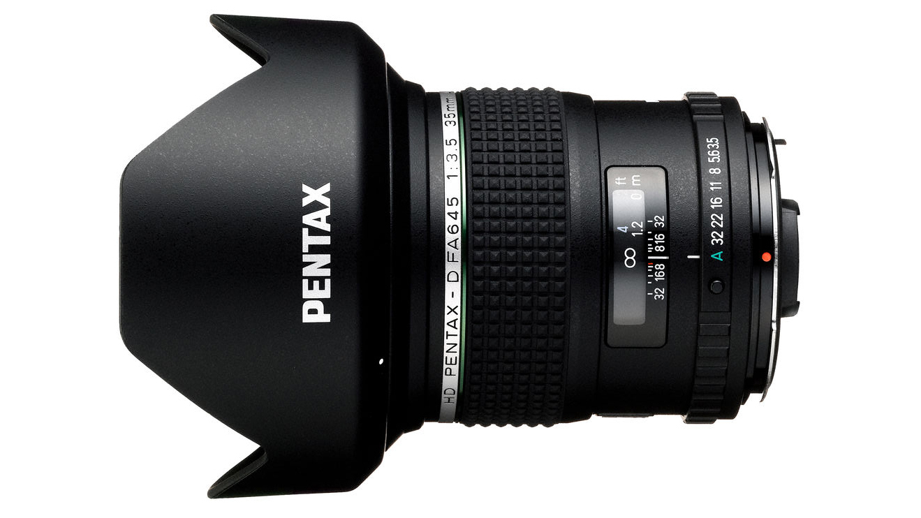Pentax HD D FA 645 35mm F3.5 Review | PCMag
