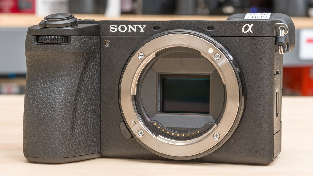 Sony α6700 Review - RTINGS.com