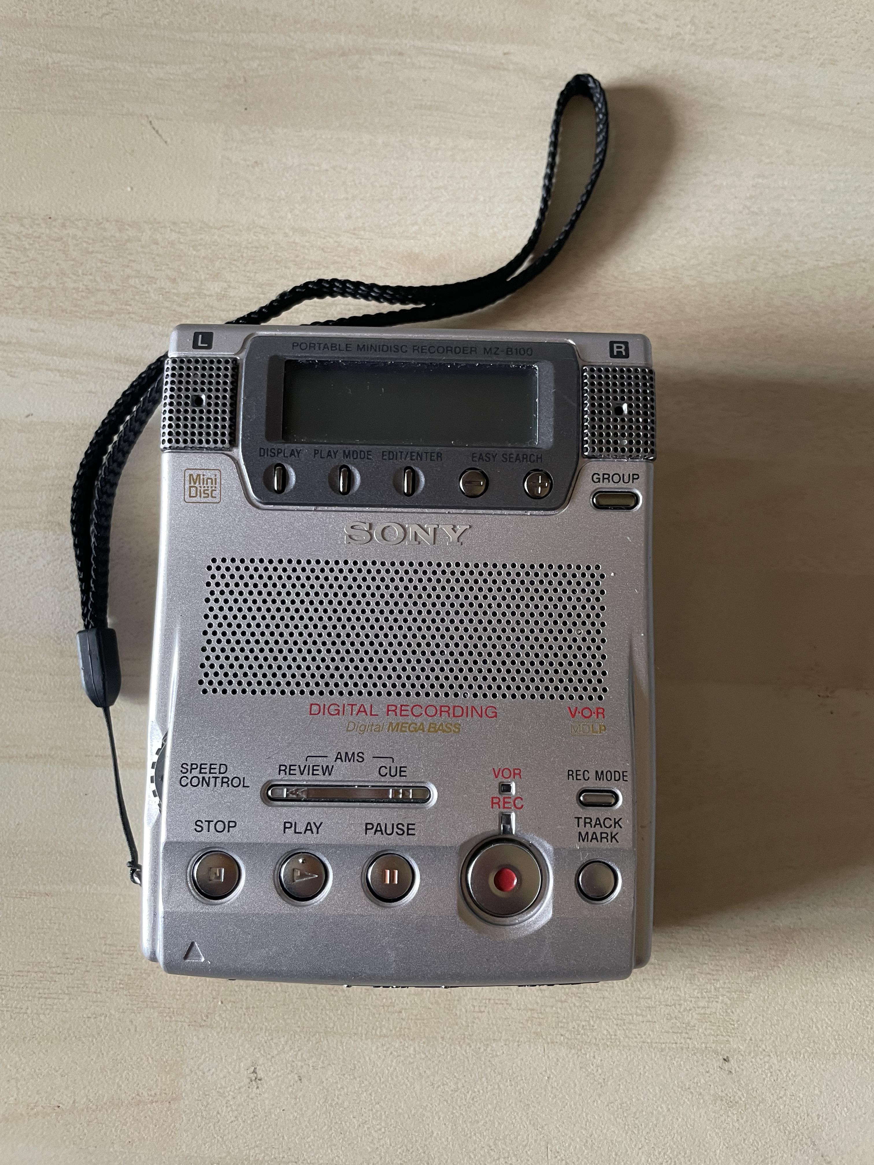 Picked up something a bit different, the Sony MZ-B100 : r/minidisc