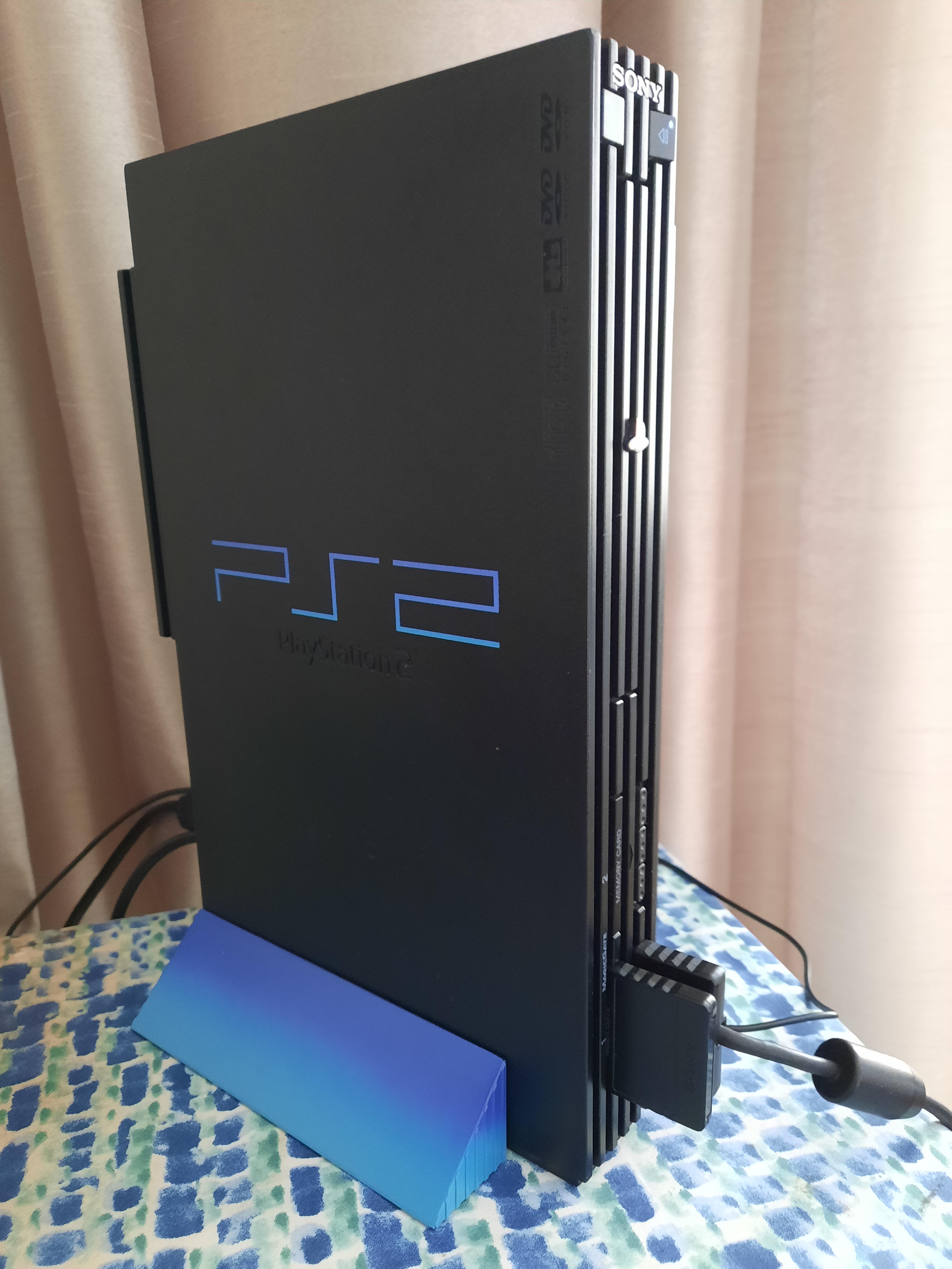 この縦置きスタンド、PS2にめっちゃ似合うじゃん！ : r/ps2