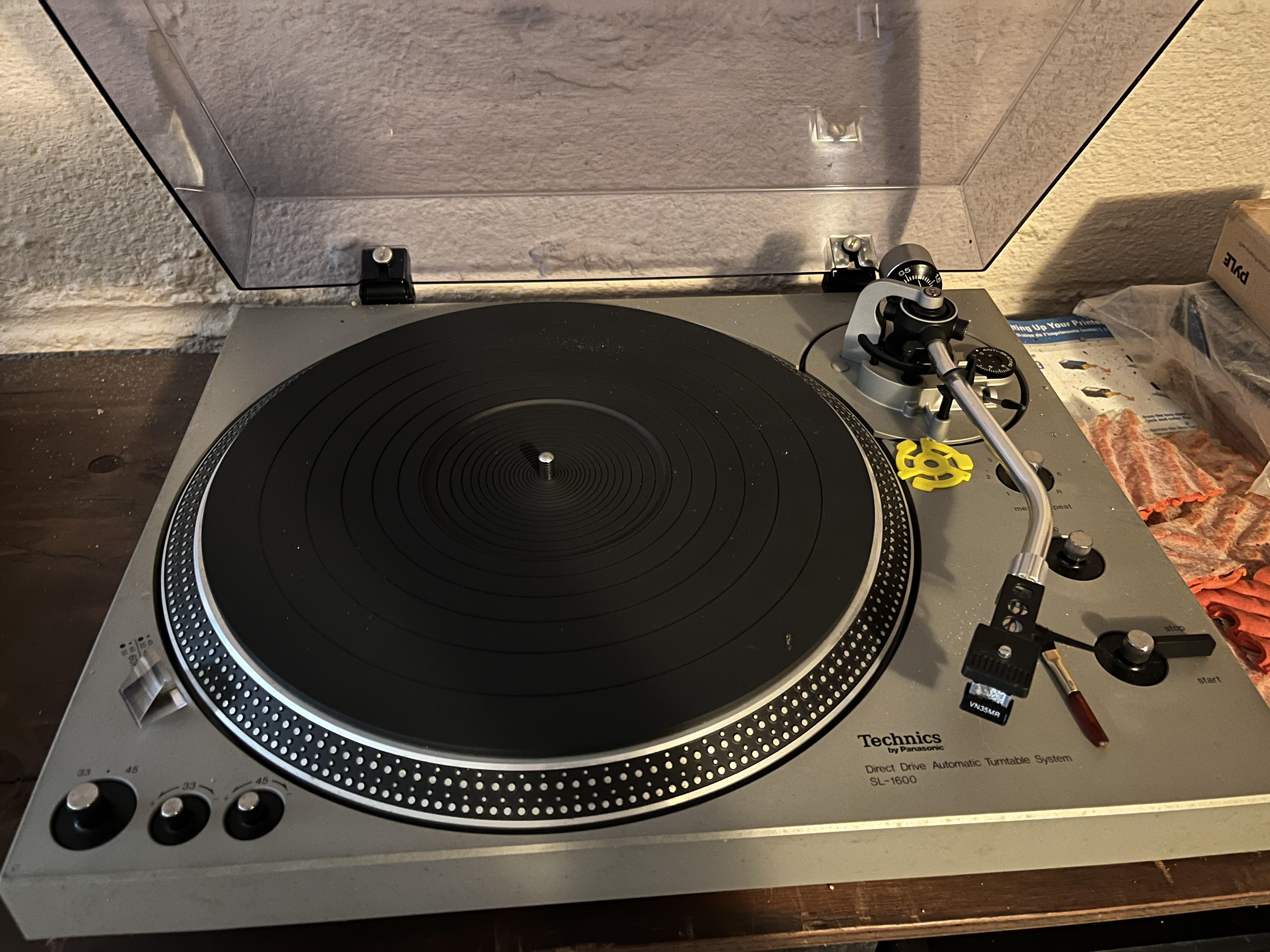 Thoughts on this table? I might be able to get it free; is it