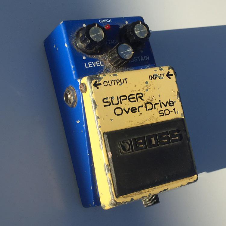 Fixed Pedal Day: 1985 Boss CS-2 : r/guitarpedals