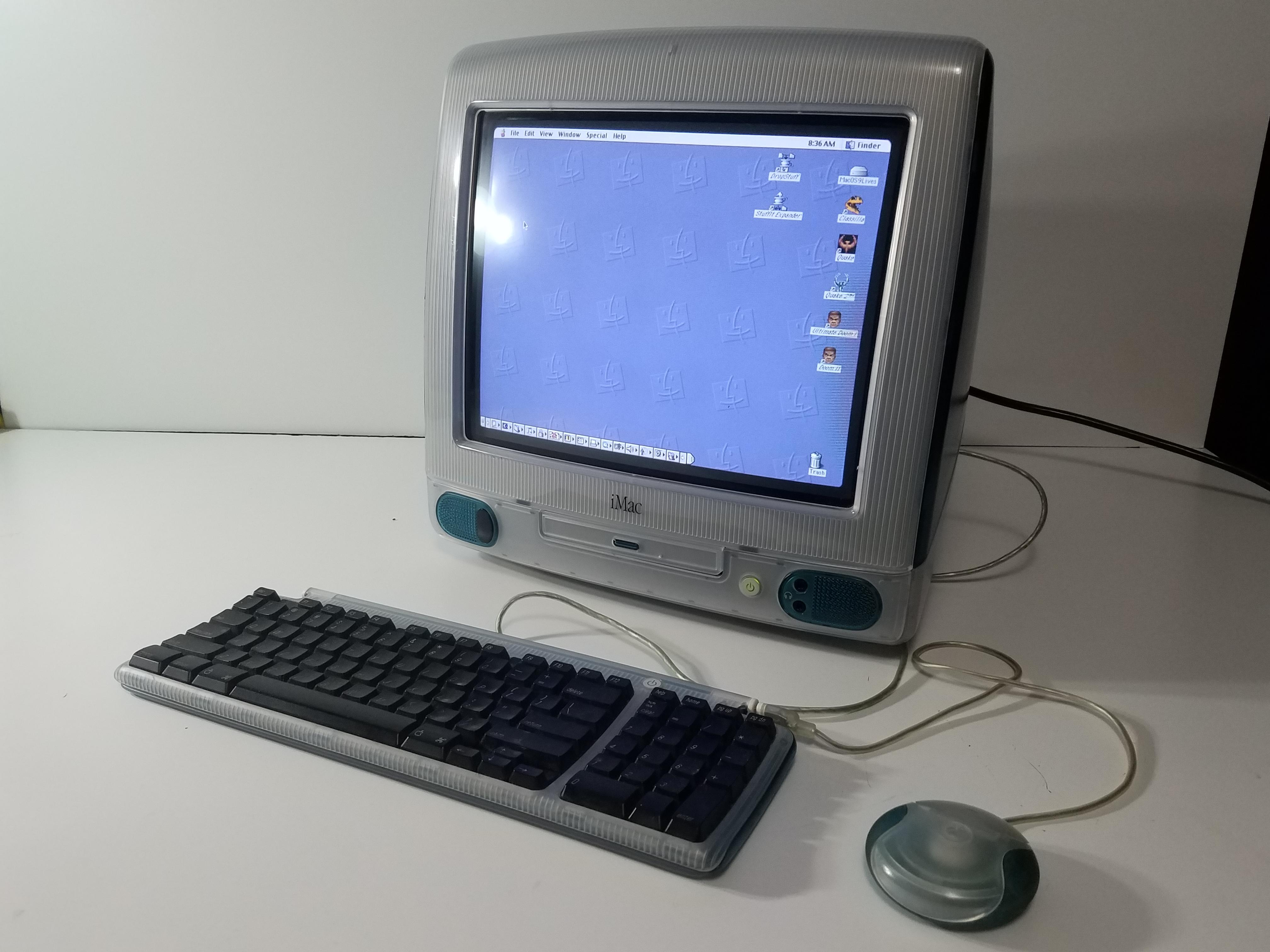1998年製のオリジナルiMac G3「ボンダイブルー」 : r/retrobattlestations