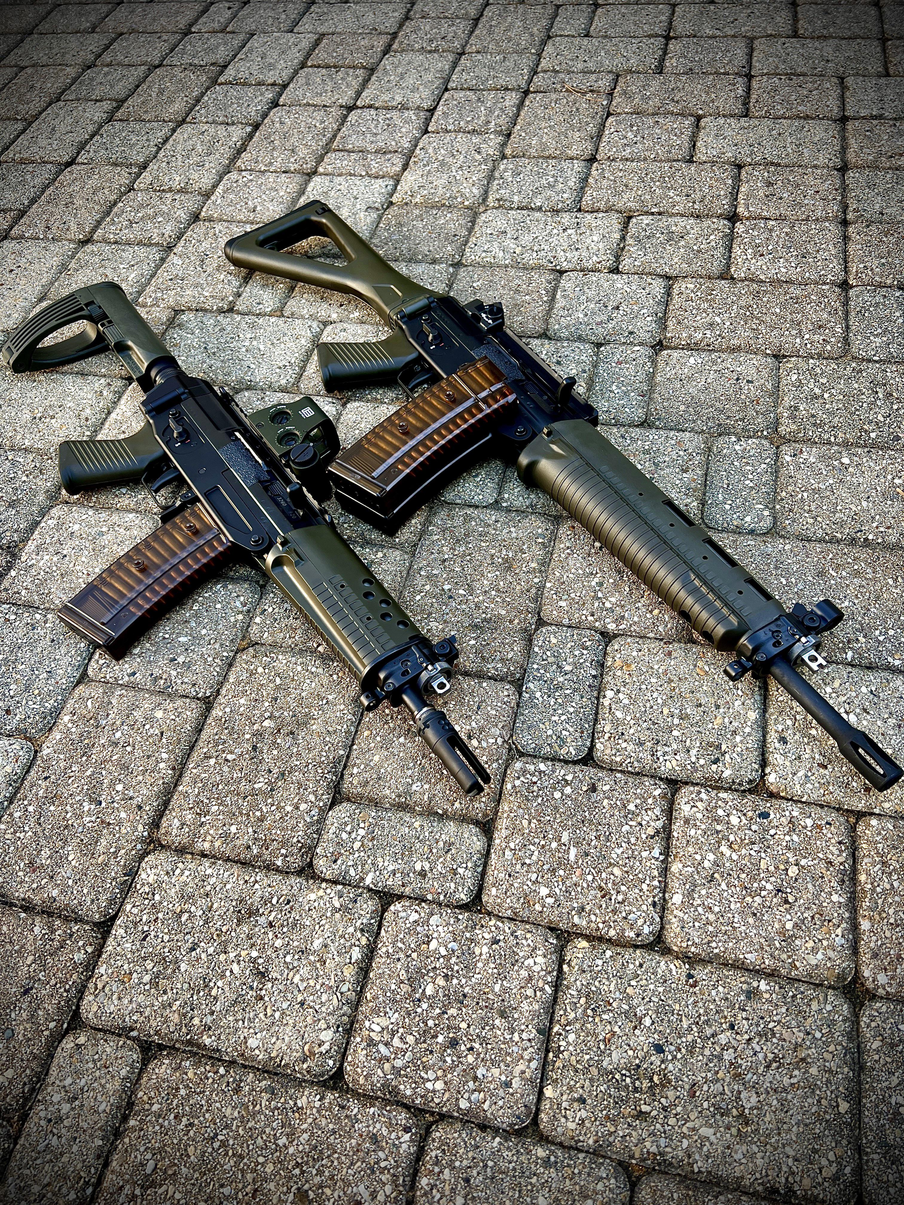Swiss Imports Sig 551 & 553 : r/GunPorn