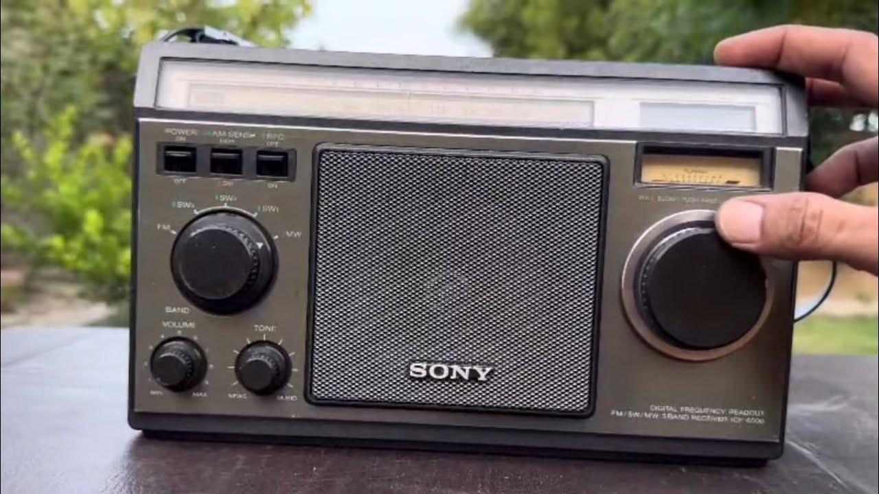 Sony ICF 6500 Radio Review - YouTube
