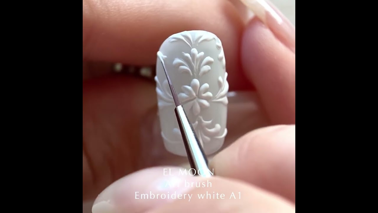EL MOON Art brush | MOONLIT