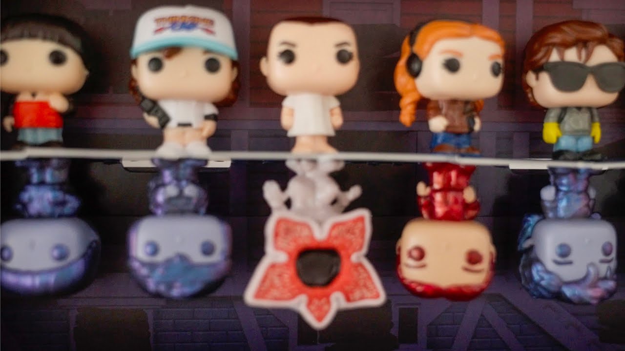 27 SECONDS Stranger Things Kinder Joy FULL Collection Reveal! All