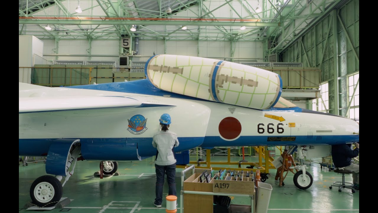 Kawasaki Heavy Industries: T-4 Blue Impulse Maintenance Work