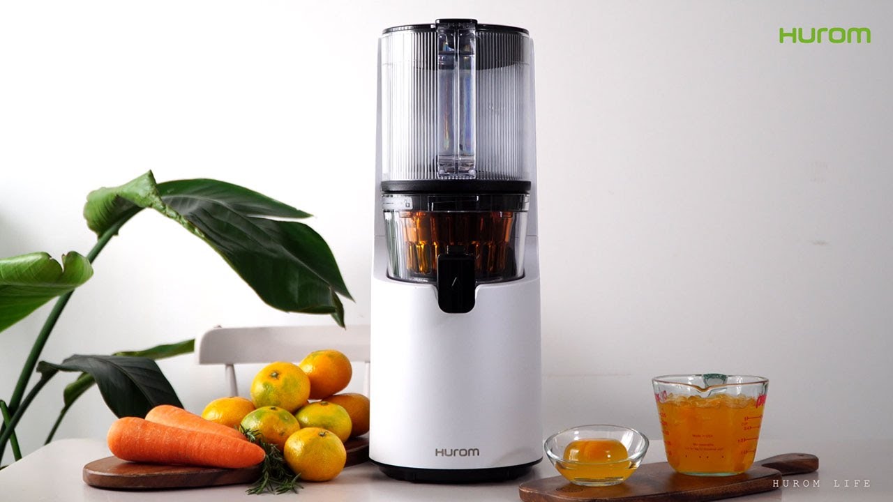 ヒューロムスロージューサー H-200／みかん・にんじんジュース - YouTube