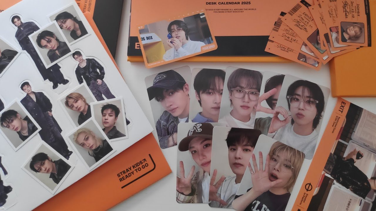 Stray Kids Japan 2025 Season Greetings unboxing! - YouTube