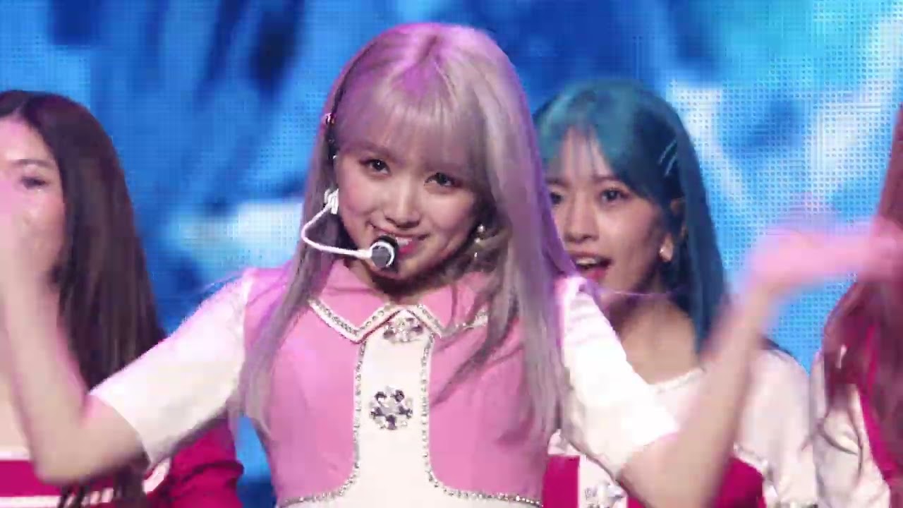 IZ*ONE(아이즈원) 1ST CONCERT IN JAPAN [EYES ON ME] DISC 1 - YouTube