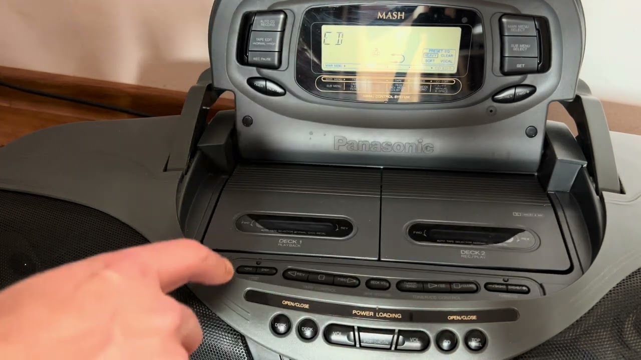 Panasonic RX-DT75 Cobra - YouTube