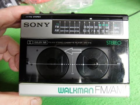 SONY 1984年 ラジオ付きカセットウォークマン WM-F15 - YouTube