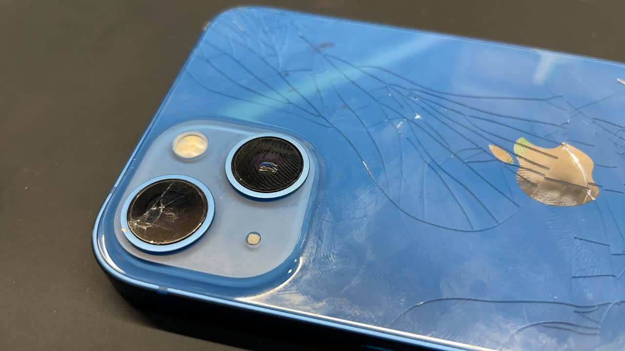 和歌山からご来店❤️iPhone 13 背面ガラス割れ修理とカメラレンズ交換