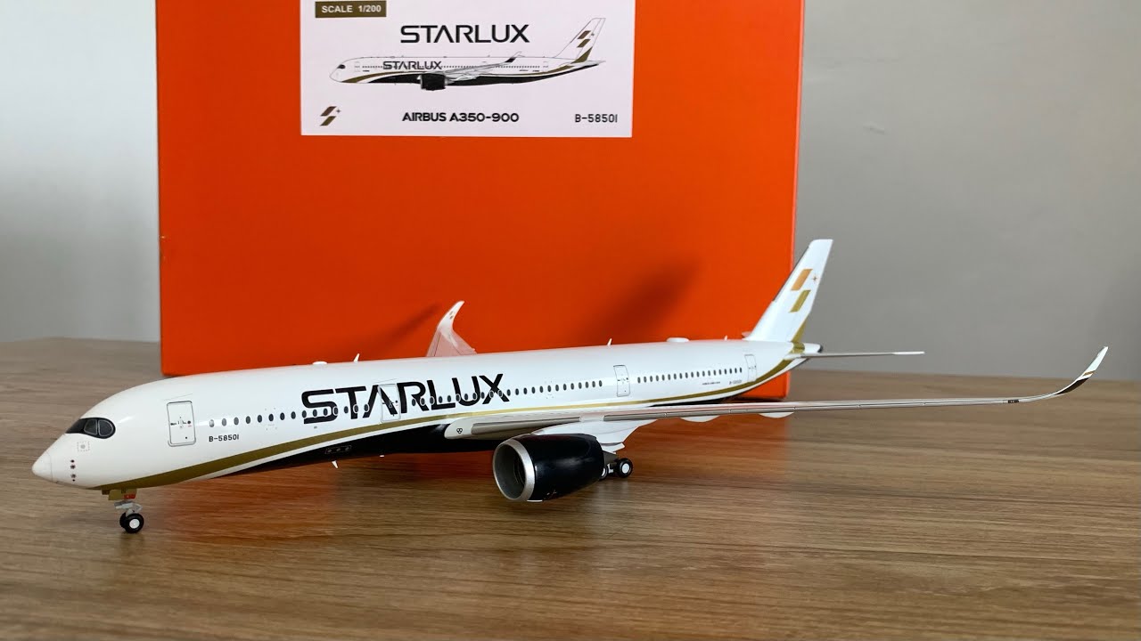 STARLUX AIRBUS A350-900 模型(B58501) www.JetCollector.com: Starlux