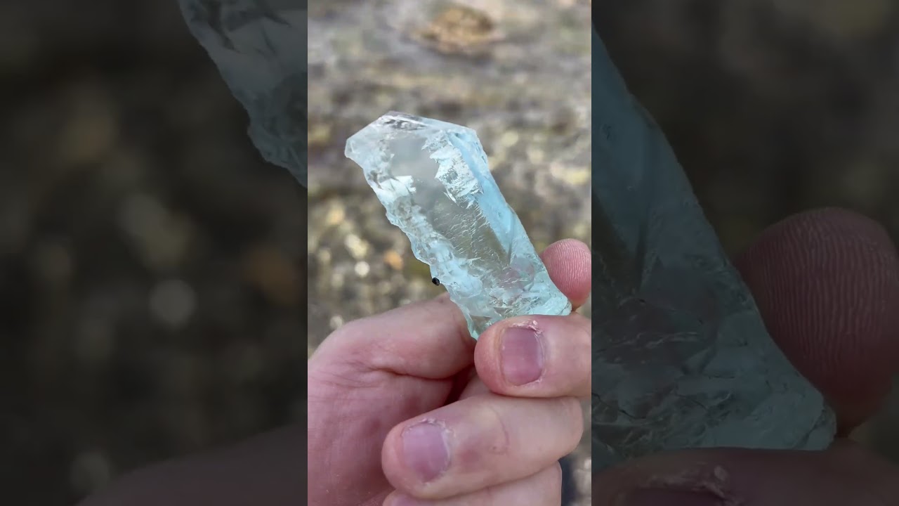 ベリル（アクアマリン） 緑柱石（藍玉） パキスタン TM-676 | つぐこみ