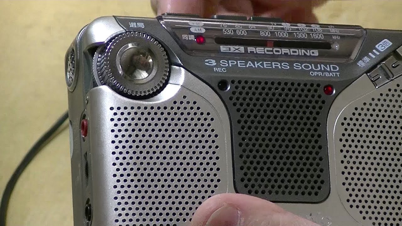Panasonic カセットウォークマン RQ-A320が直りました - YouTube