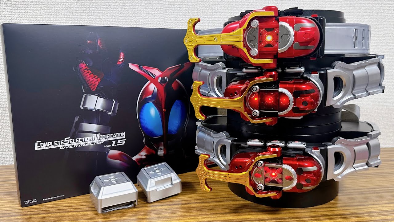 Comparison of 3 generations] Comparison of Masked Form/Rider Form