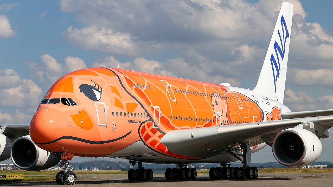 ANA Airbus A380 Flying Honu 