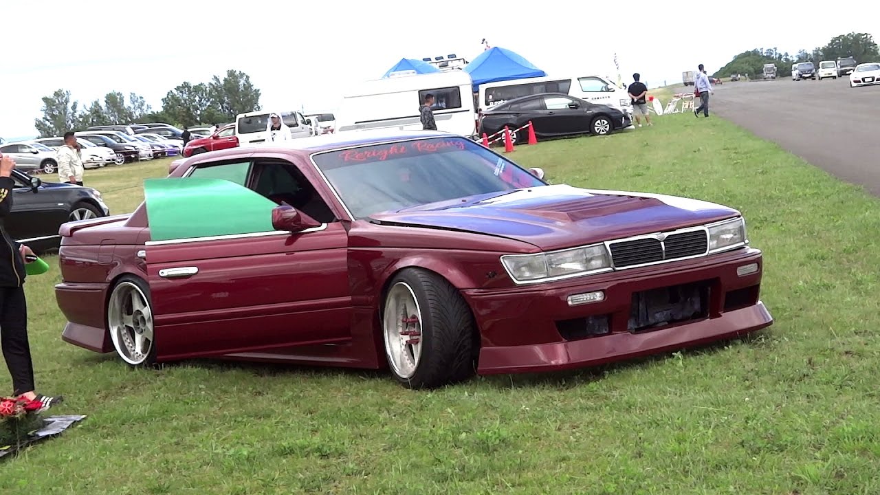 NISSAN LAUREL C33 custom car 日産 ローレル C33 カスタムカー - YouTube