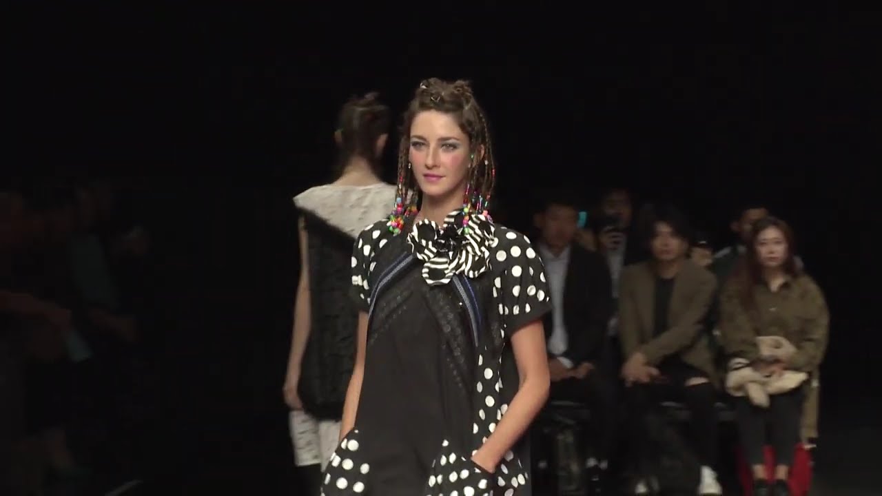 TOKUKO 1er VOL トクコ・プルミエヴォル | Rakuten Fashion Week TOKYO