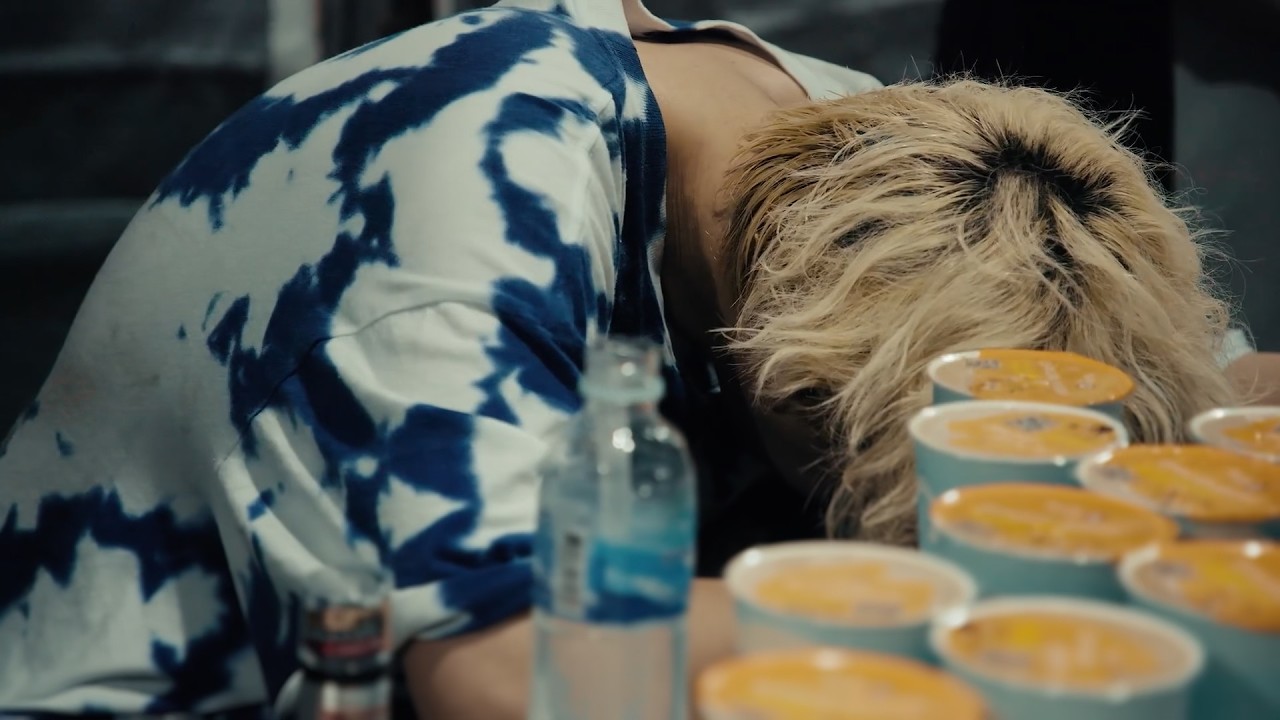 秋山黄色 OFFICIAL SITE