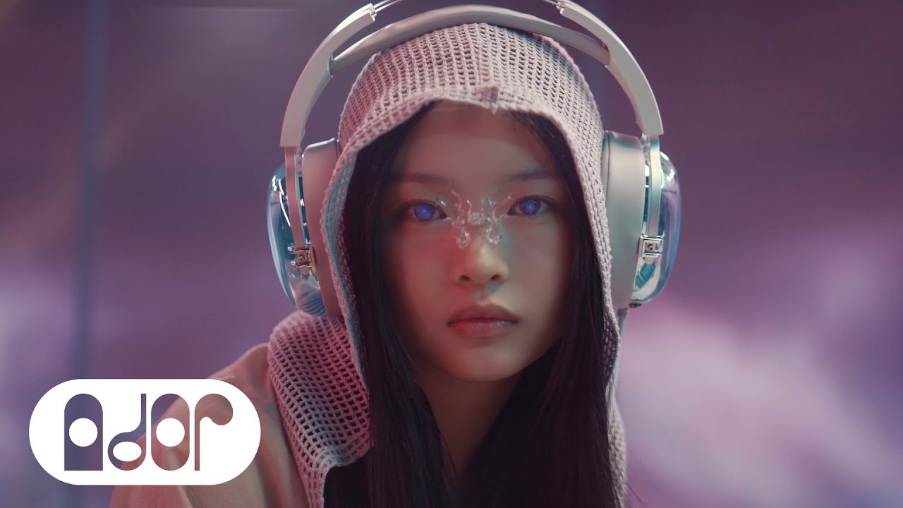 NewJeans (뉴진스) 'Supernatural' Official MV (Part.2) - YouTube