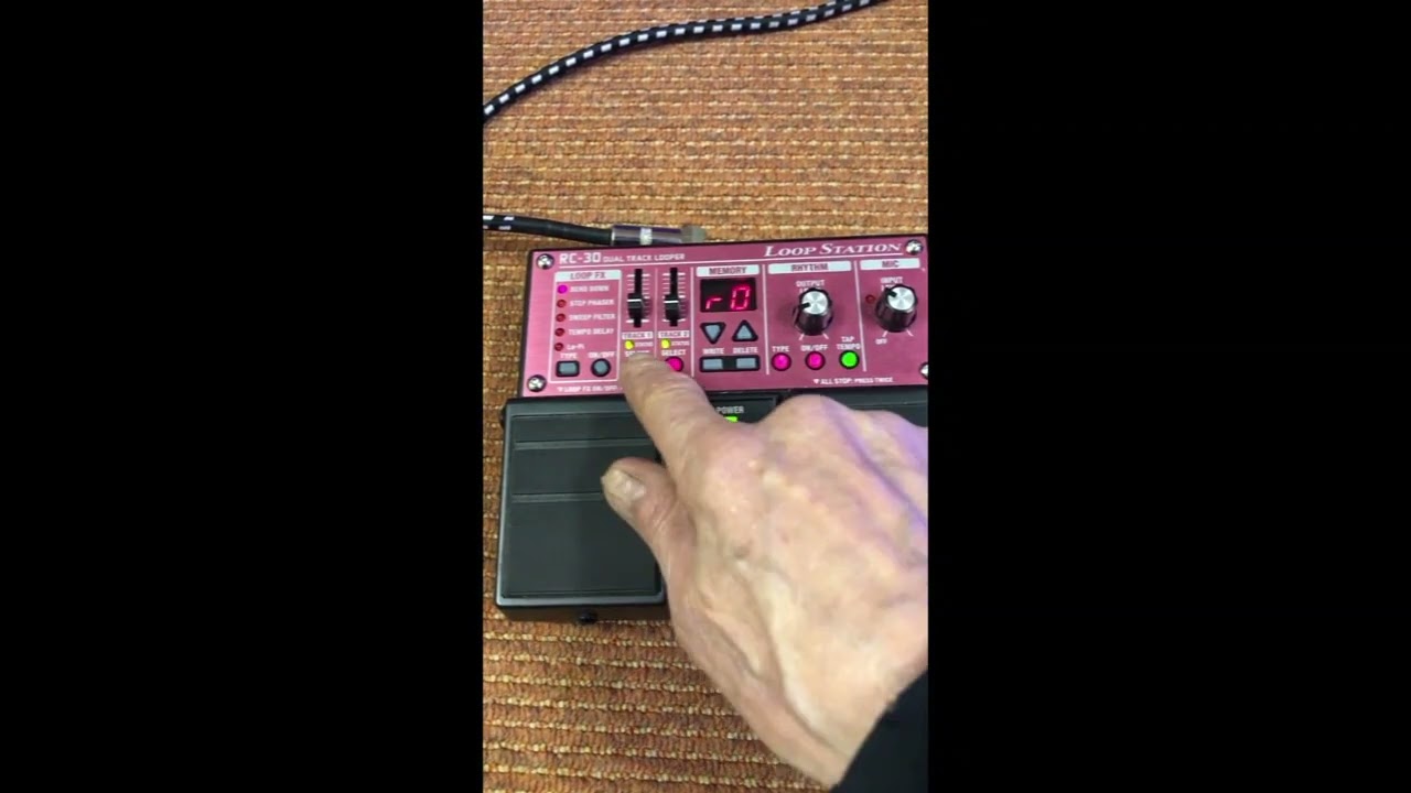 Boss RC 30 Looper REVIEW - YouTube