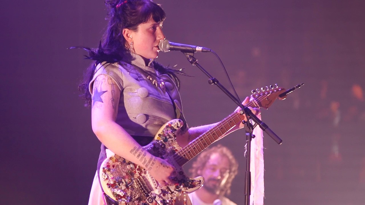 BLUE ENCOUNT『HALO』PV - YouTube