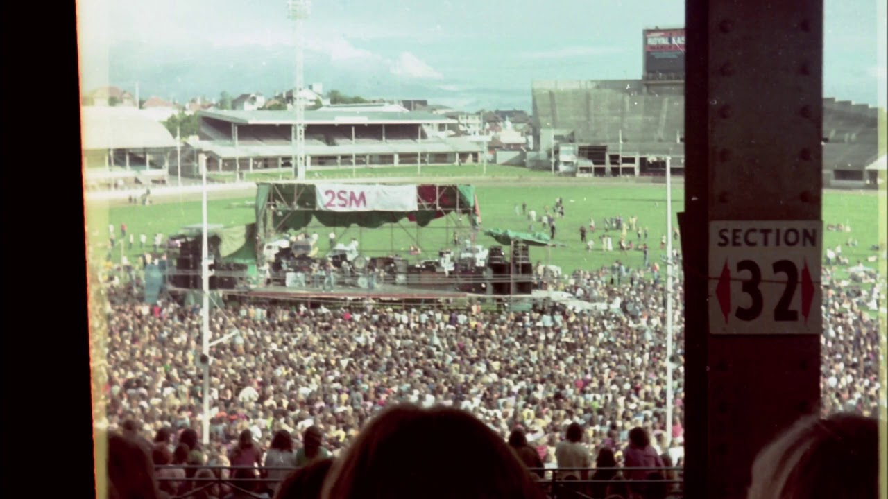Led Zeppelin - Live in Sydney, Australia (Feb. 27th, 1972