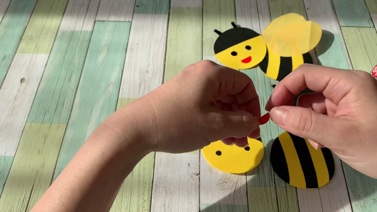 手作り】ミツバチと蝶々 春の制作 - YouTube