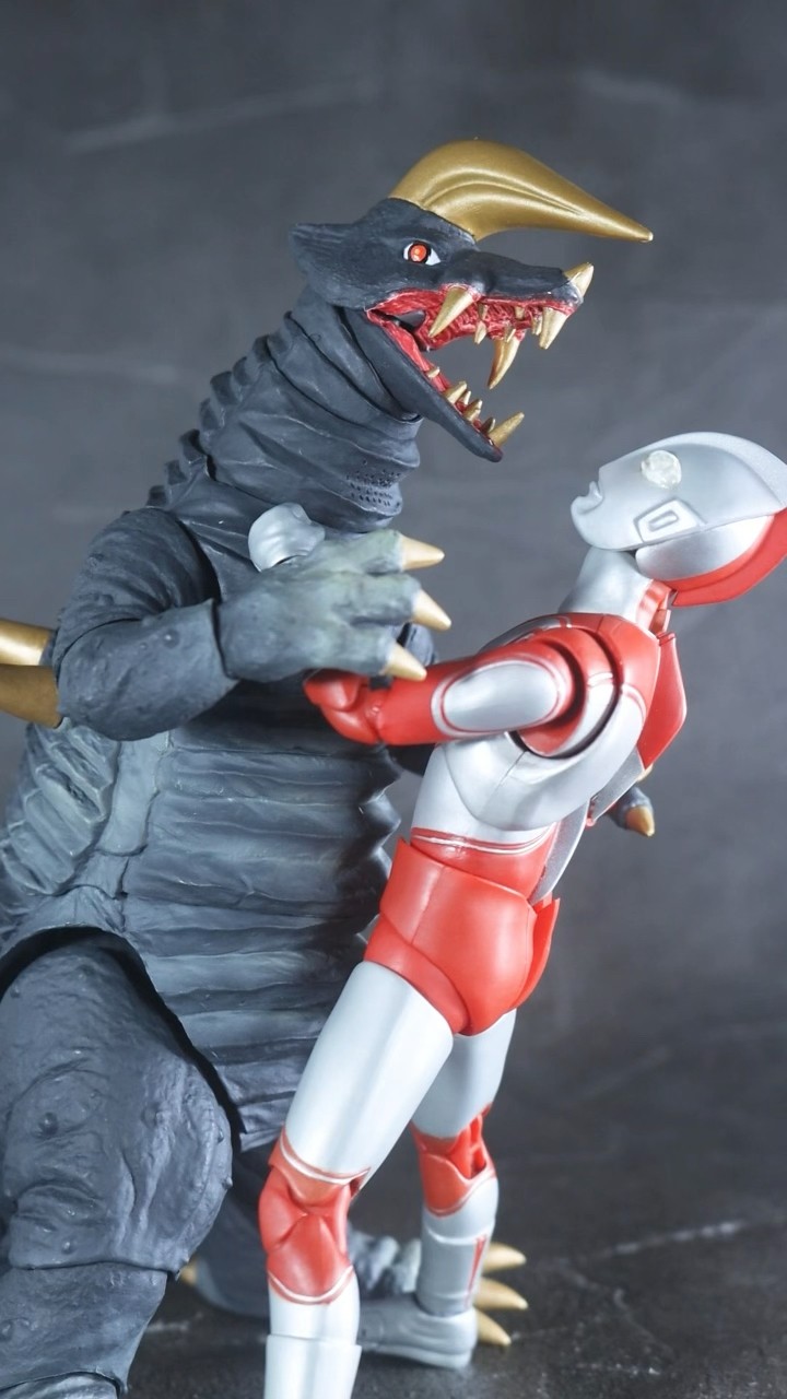 S.H.フィギュアーツ ブラックキング ウルトラの星 光る時ver. レビュー