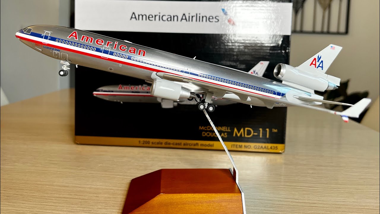 UNBOXING and REVIEW!! Gemini Jets 1:200 American md-11 reg. N1764B