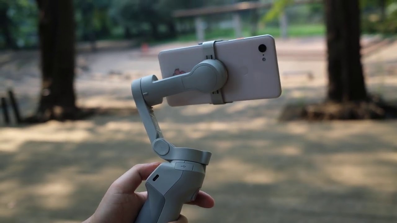 DJI、マグネットでスマホ簡単取り付け。ハンディスタビライザー「OM 4