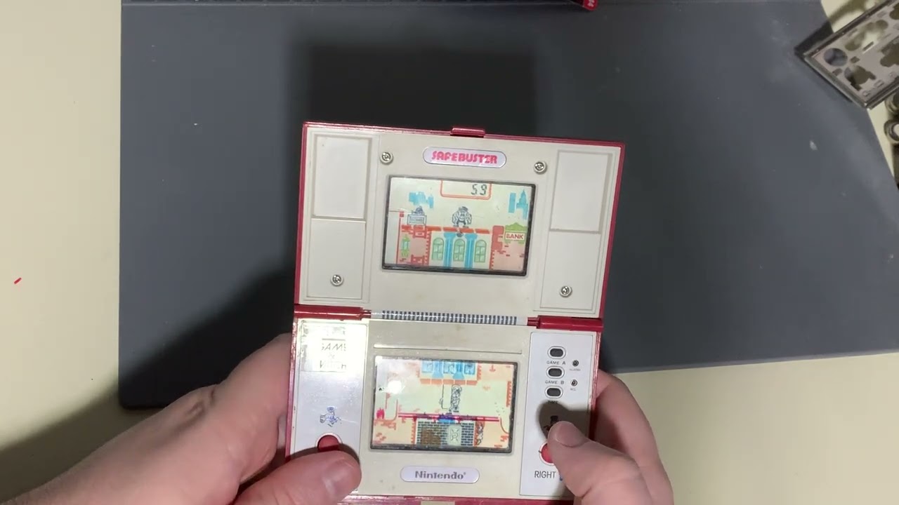 Safebuster: Handheld Nintendo Game - YouTube