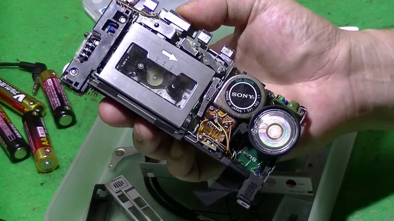 SONY マイクロカセットレコーダーM-400を分解しました - YouTube