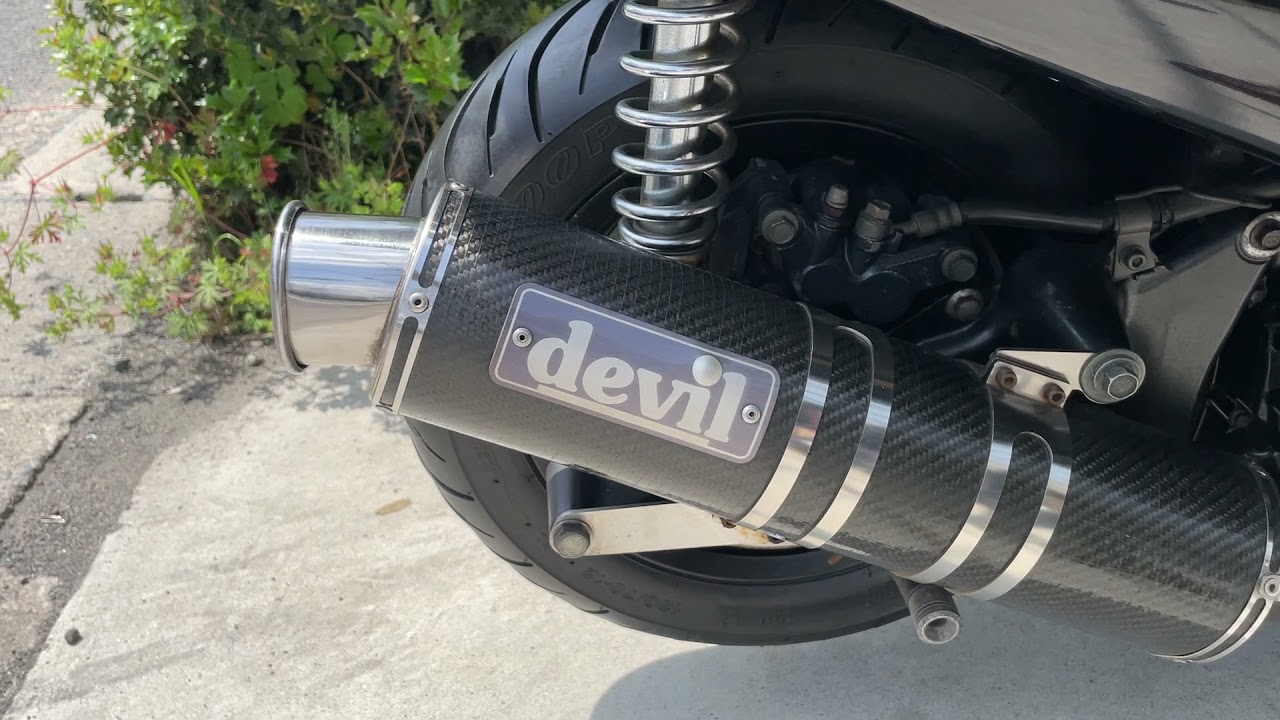 マジェスティ250C Devil製マフラー装備 - YouTube