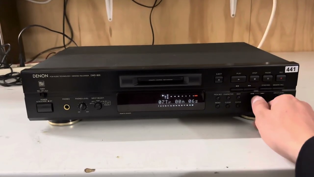 Denon DMD-800 Minidisc Recorder - YouTube