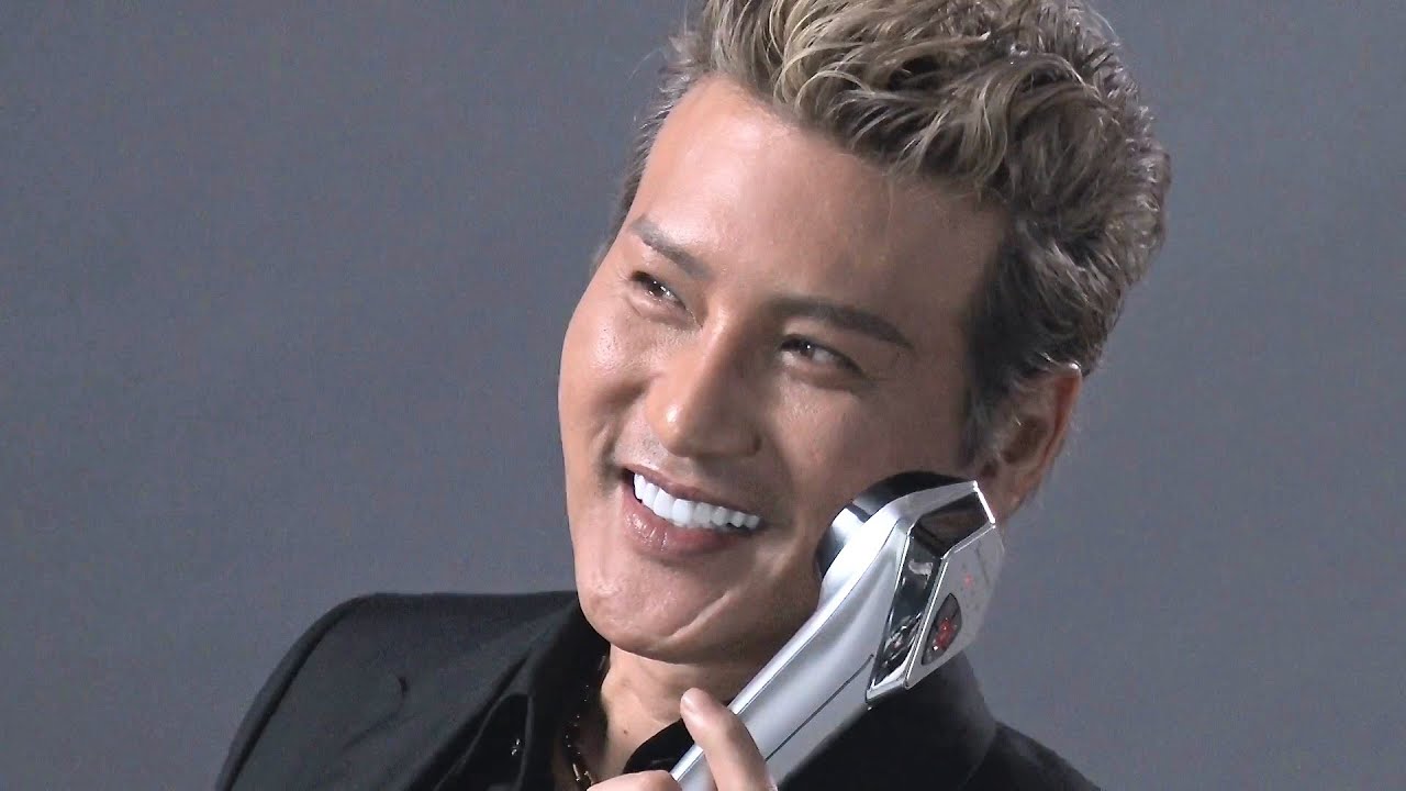 新庄剛志、トニーノ・ランボルギーニの美顔器で楽しんじゃおうよ／美顔