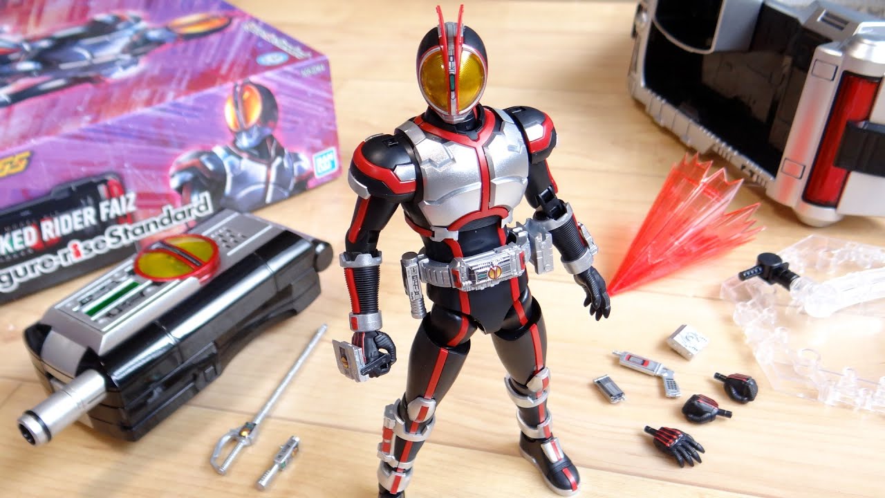 Real Kamen Rider Faiz!? Figure-rise Standard Review! Crimson Smash