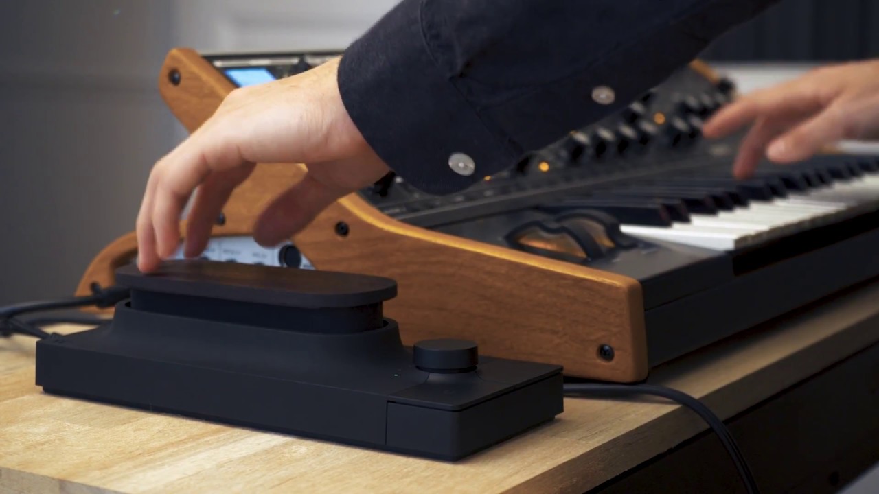 Touché - Expressive E | Hookup, Inc.