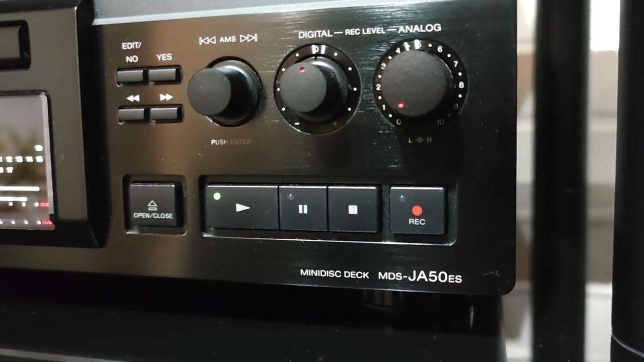 Minidisc Sony MDS-JA50ES - YouTube