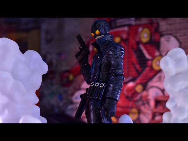 1000Toys Hellboy Lobster Johnson - YouTube